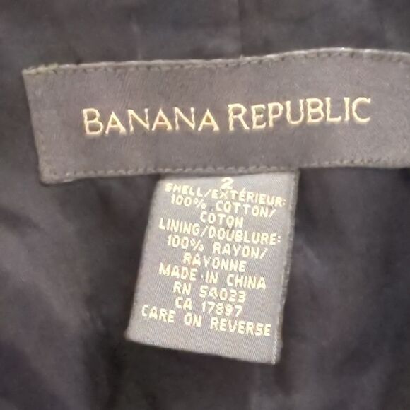 Banana Republic Black Lightweight Jacket - Picture 6 of 7